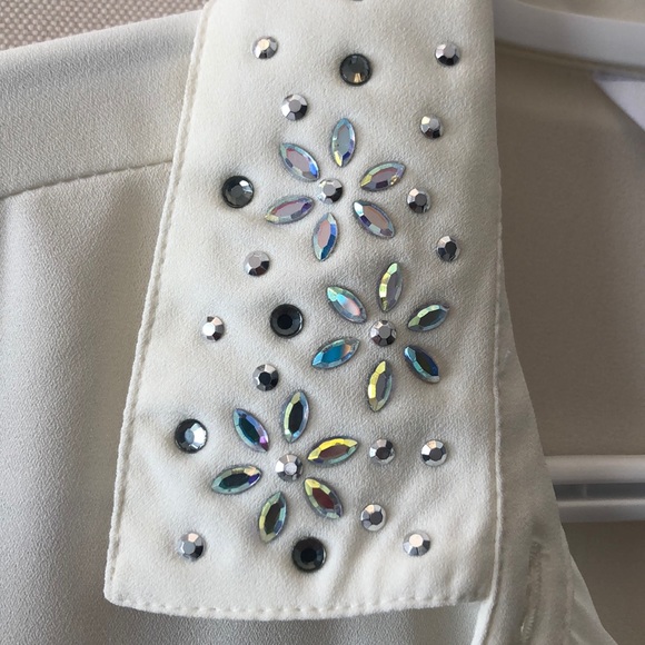 Sheer blouse - Picture 2 of 6